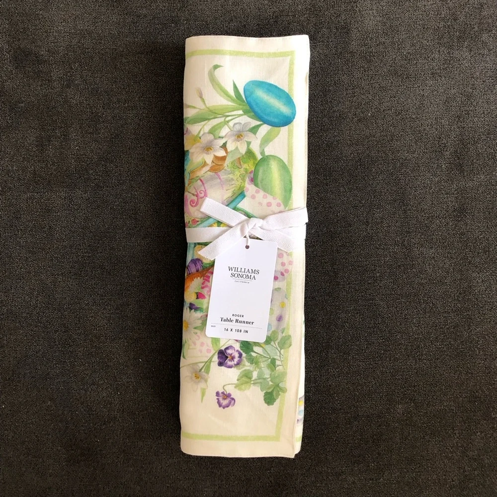 Williams Sonoma Roger Printed Table Runner